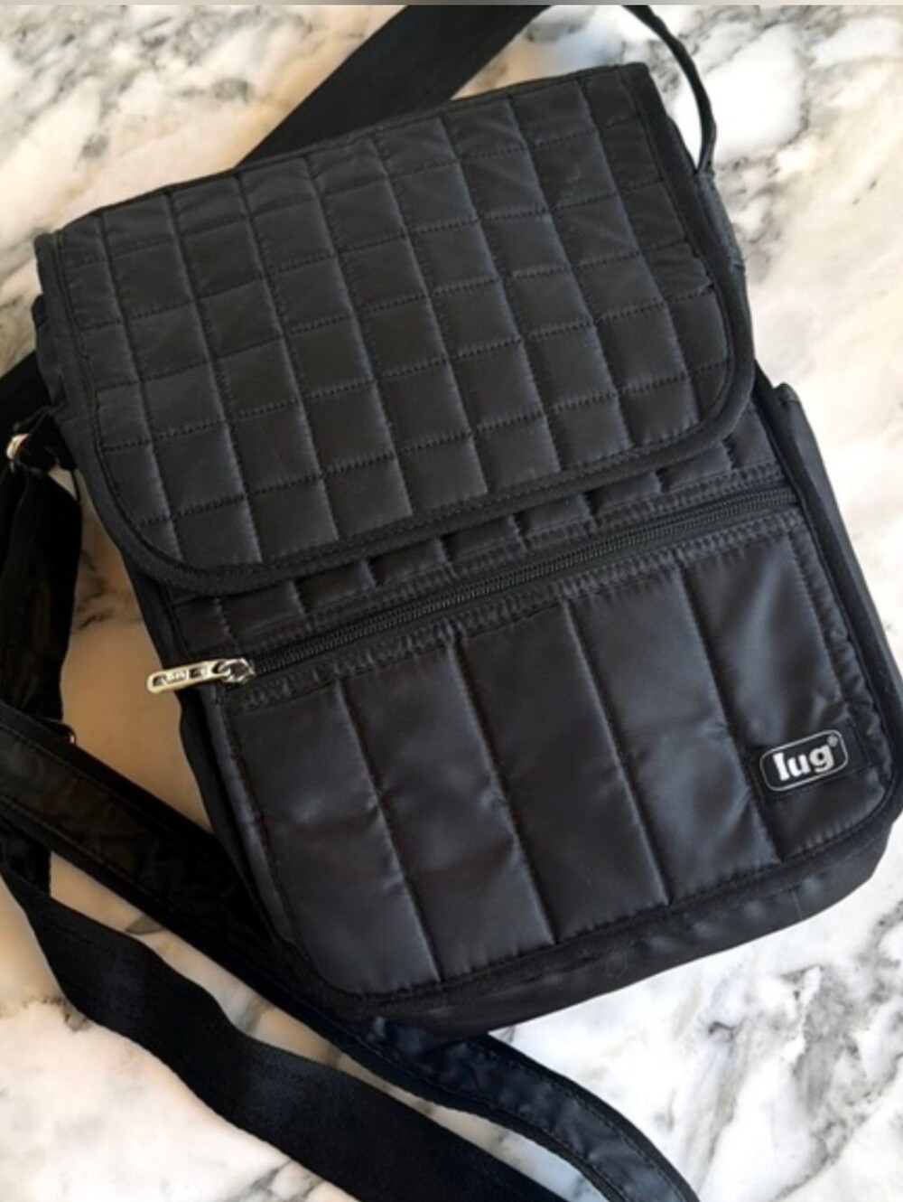 ​Lug Men's Black Quilted Crossbody Messenger Bag